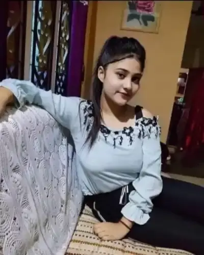 Call Girls Service in Pandhurna