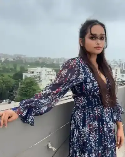 Pandhurna Escorts